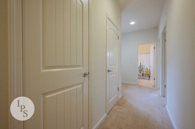 Building Photo - Harlan Ranch Clovis Home, 3BR/2BA, Amazing Community - Lots of Amenities!