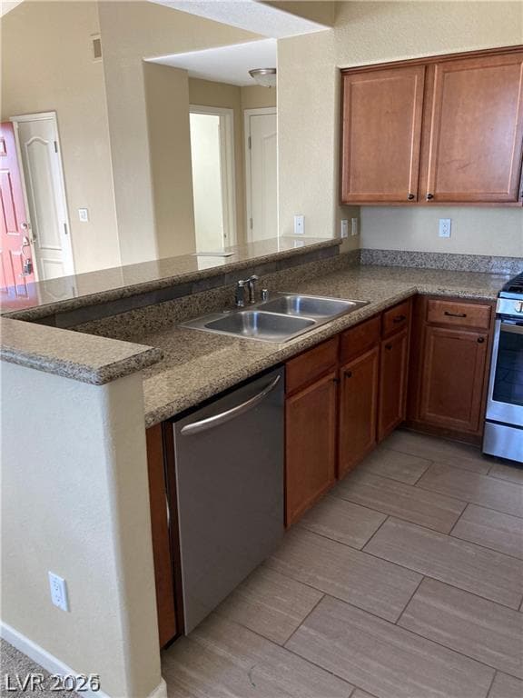 Building Photo - 10224 Penrith Ave