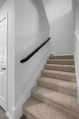 Building Photo - 213 Arbor Ct