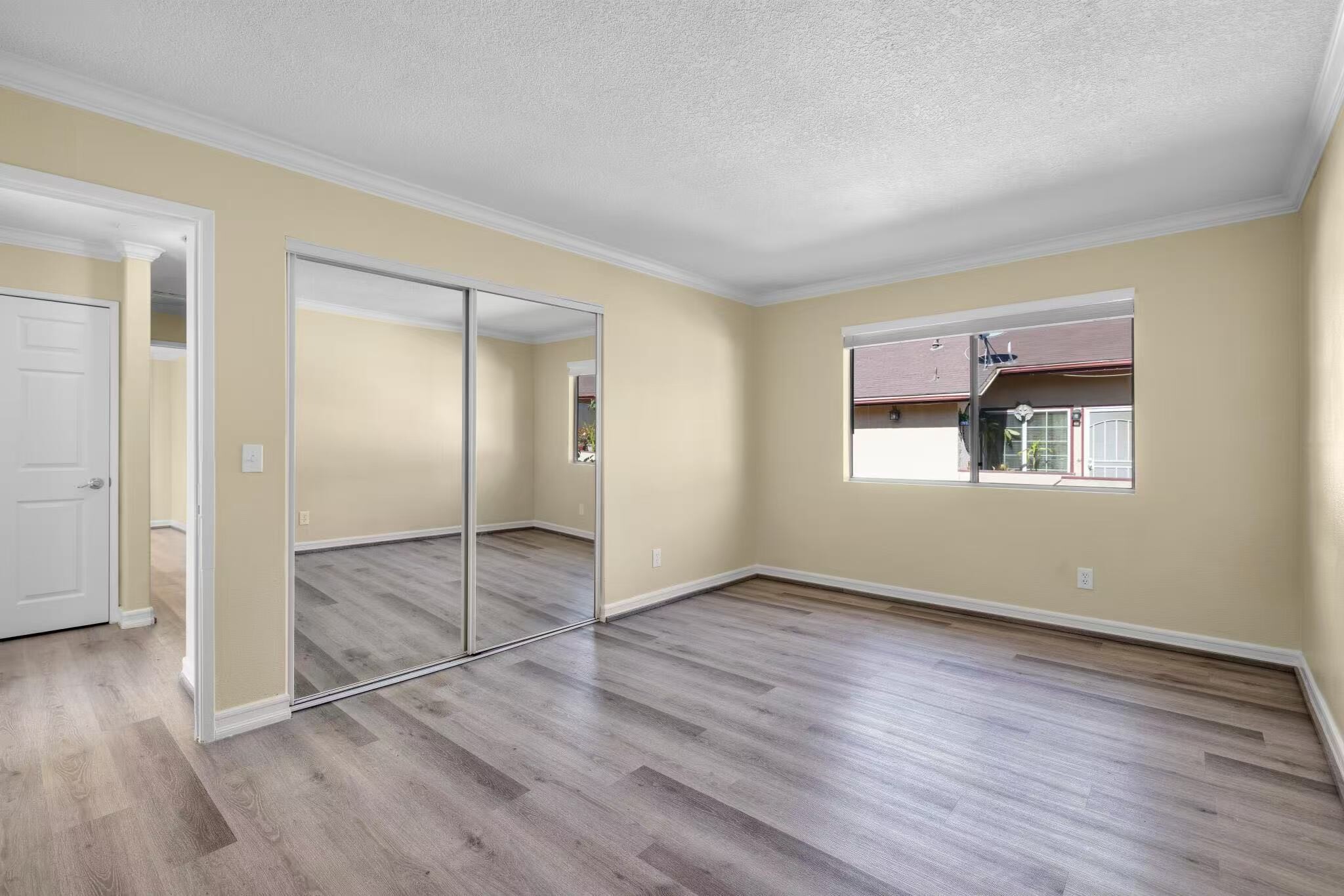 Building Photo - 3831 1/4 Bresee Ave