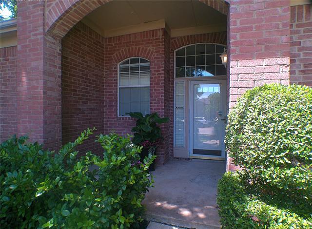 Building Photo - 8102 Luna Dr