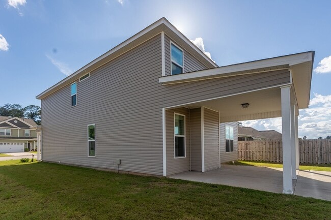 Building Photo - Welcome to Summerton Village!  $$ Ask about our free rent lease promo!