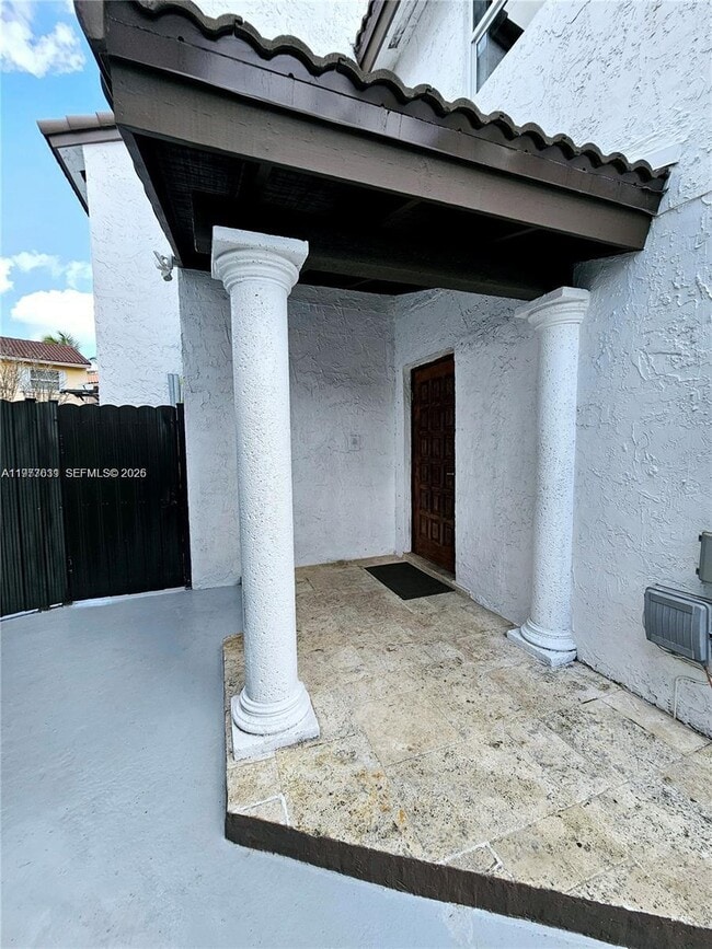 Building Photo - 13217 SW 9th Ln