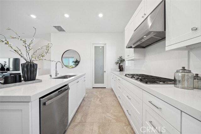 Building Photo - 185 Sentosa