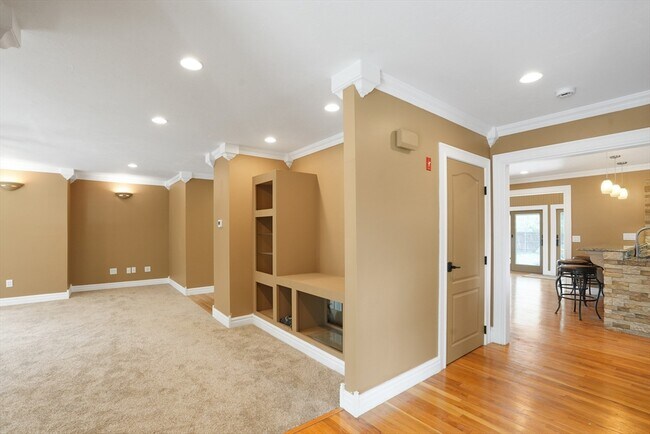 Building Photo - 56 Chipaway Rd