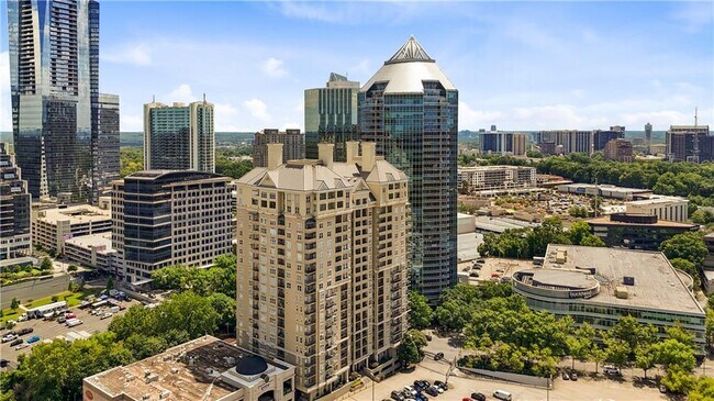 Building Photo - 3334 Peachtree Rd NE