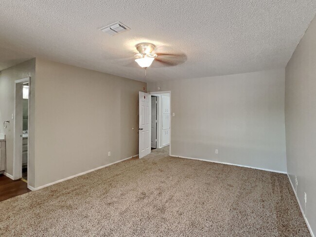 Building Photo - 3250 63rd St