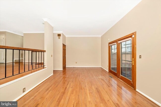 Building Photo - 310 Harry S Truman Dr