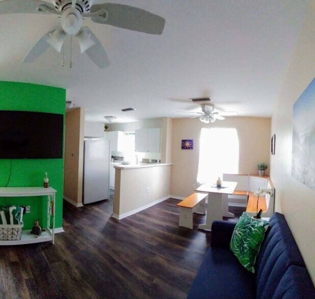 Building Photo - 3029 N Roosevelt Blvd