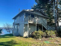 Building Photo - Comfortable View Home in Greenbank!