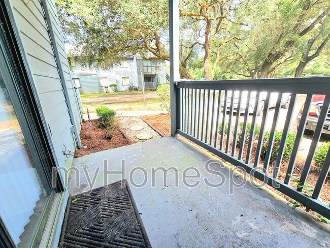 Building Photo - 7225 W Fairfield Dr