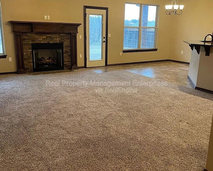 Building Photo - 1661 Appaloosa Dr