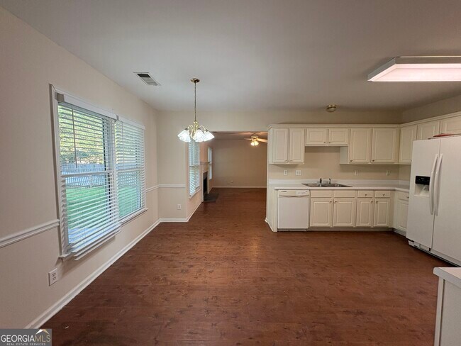 Building Photo - 3409 White Sands Way