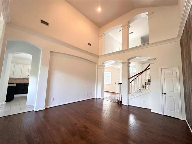 Building Photo - 6108 Autumn Point Dr