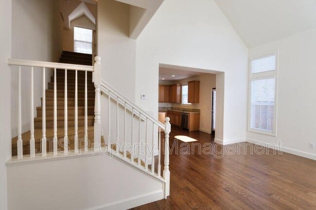 Building Photo - 1209 Lavande Dr