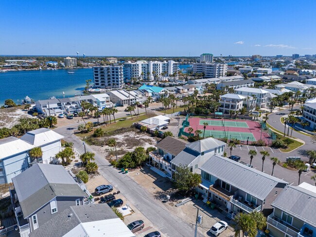 Building Photo - 16 Gulf Breeze Ct