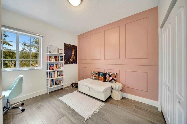 Building Photo - 10880 NW 58th Terrace