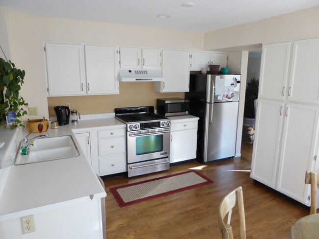 Building Photo - 4429 Monte Carlo Dr