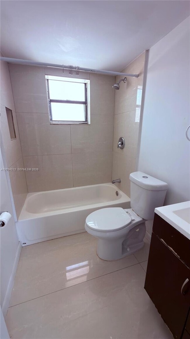 Building Photo - 6370 W 27th Ct