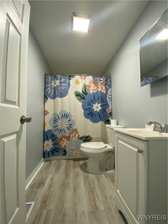 Building Photo - 244 Purdy St