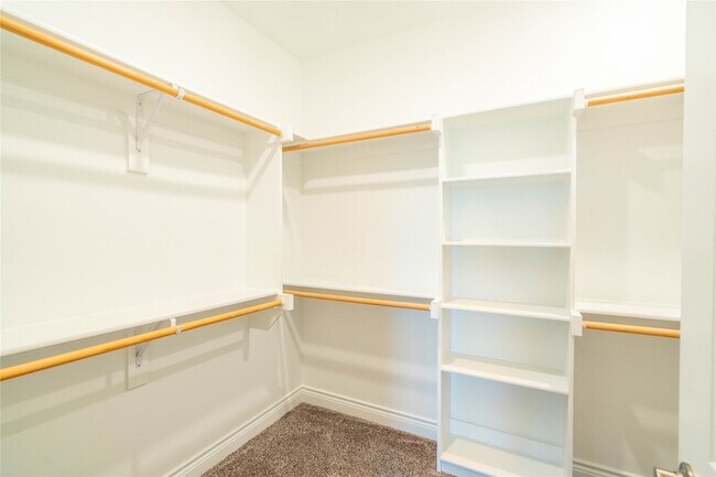 Building Photo - 8202 Grant Ln