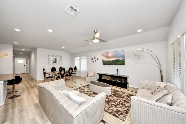 Building Photo - 18819 Allendale Frst Dr