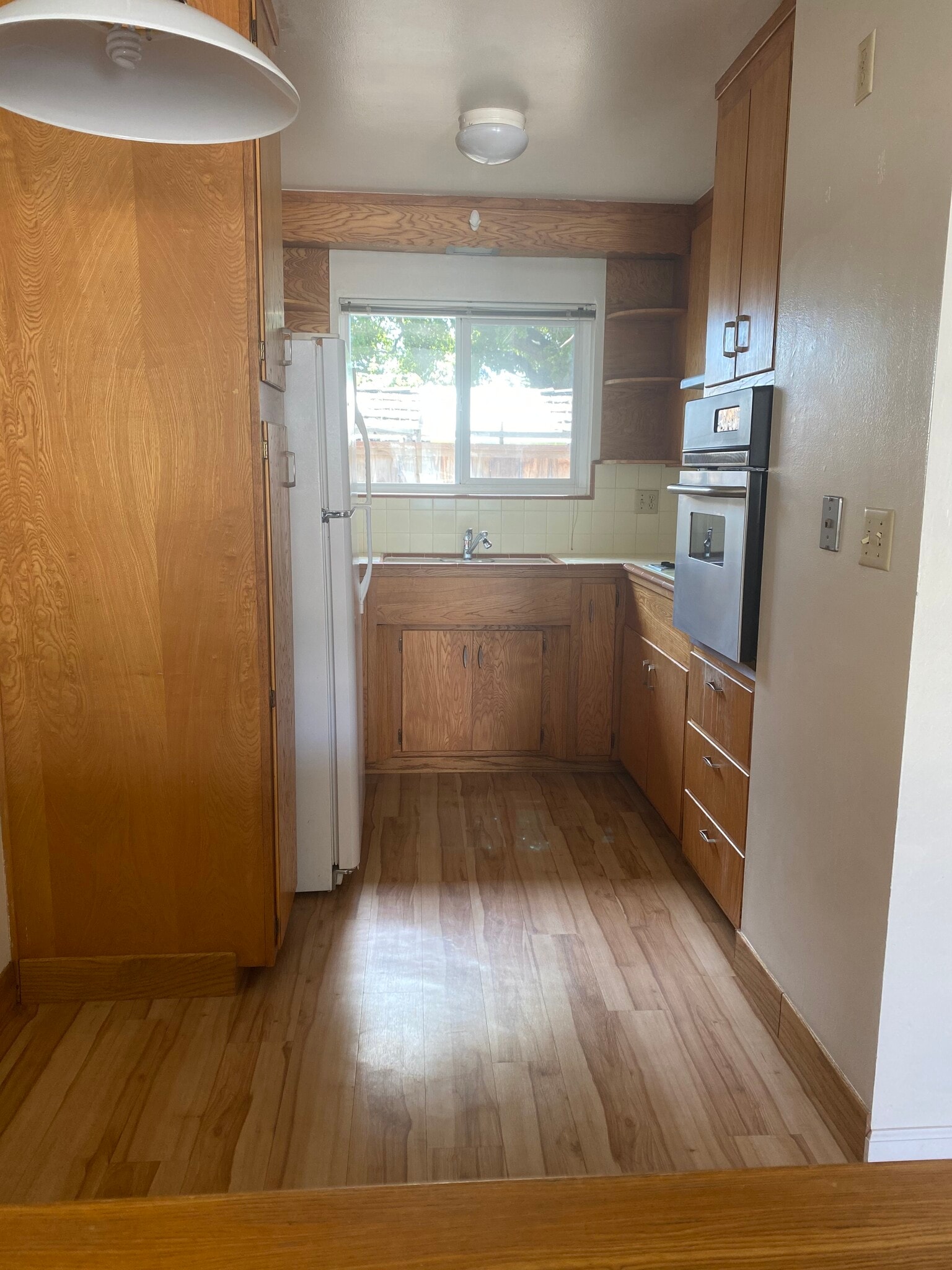 Building Photo - 714 Pine St