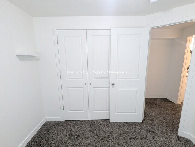 Building Photo - Spacious 3-Bed, 2-Bath Gem in Bountiful