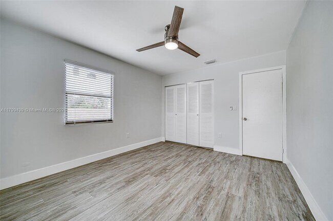 Building Photo - 9068 SW 129th Ln