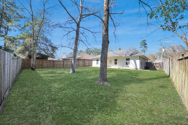 Building Photo - 228 Greenleaf St