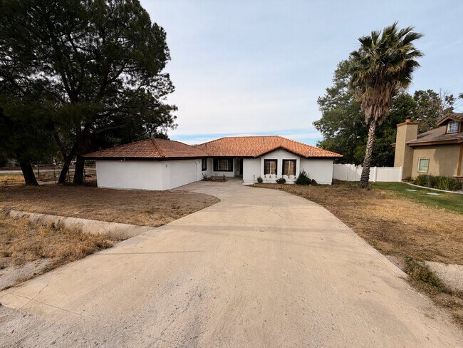 Building Photo - 31252 Contour Ave