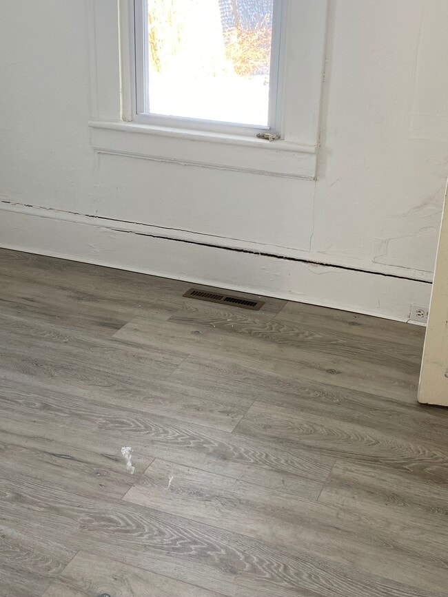 Building Photo - 1797-1713 13th St SW