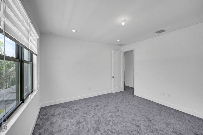 Building Photo - 13080 Feathering Wy