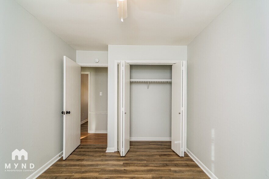 Building Photo - 2824 Sourwood St