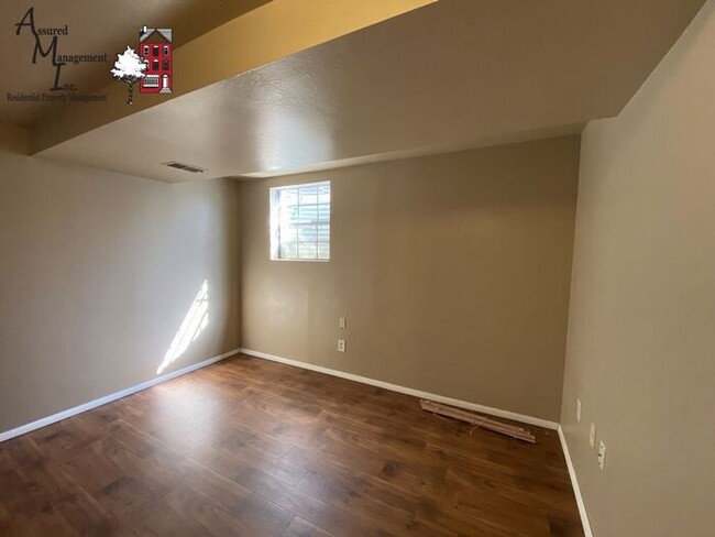 Building Photo - Updated home with finished basement and 2-...