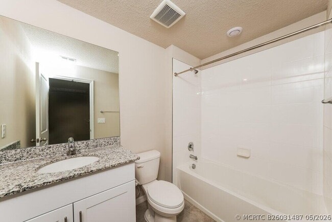 Building Photo - 4030 Hot Spgs Ave