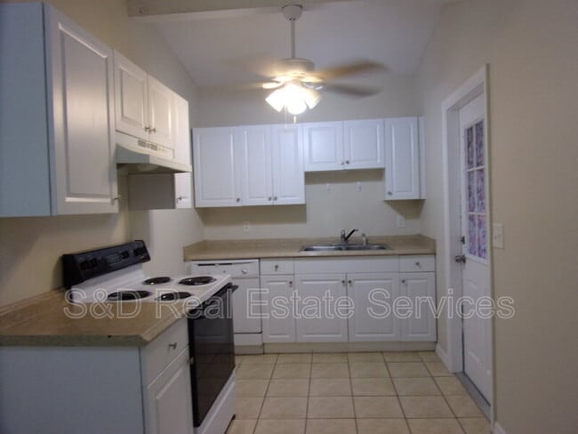 Building Photo - 3021 Balfour Ave
