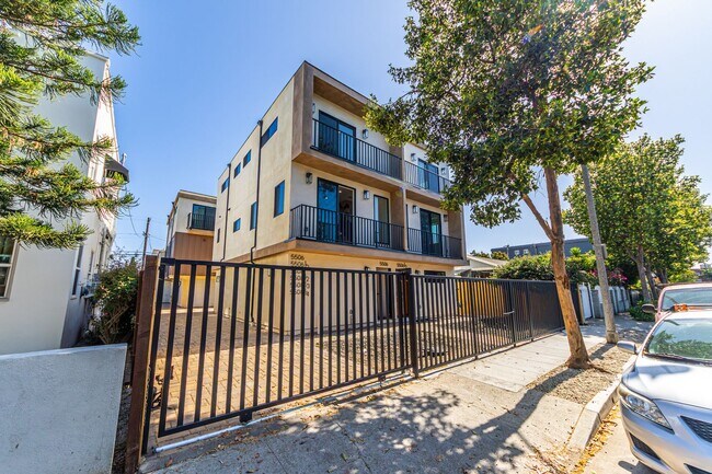 Building Photo - 5508 Barton Ave