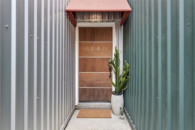 Building Photo - 6140 Grand Blvd