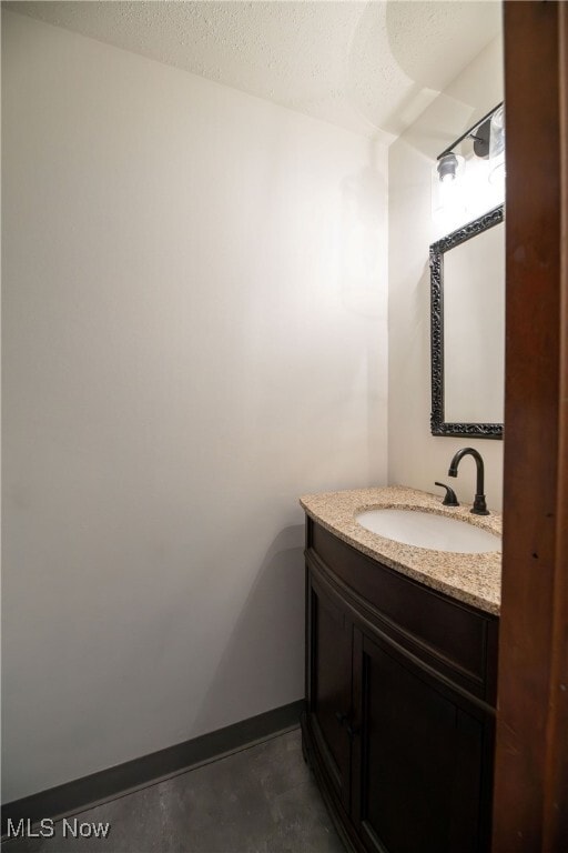 Building Photo - 6310 Hampstead Ave