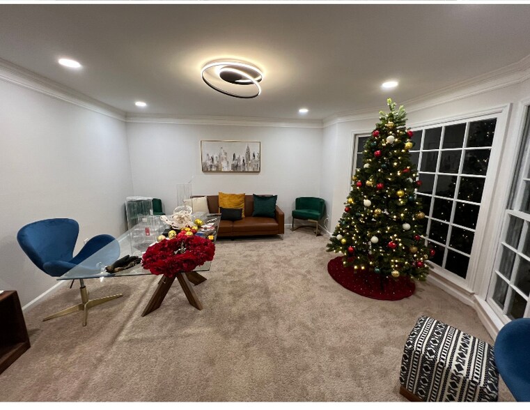 Building Photo - 1811 Milford Creek Ct SW