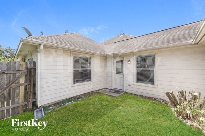 Building Photo - 6315 Austinville Dr