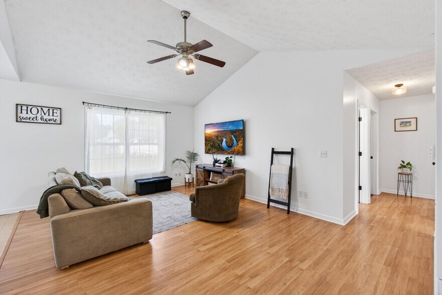 Building Photo - 1298 Copperfield Dr