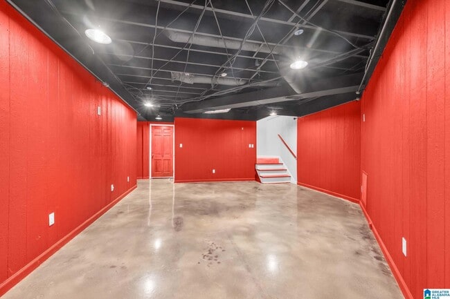 Building Photo - 373 Laredo Dr