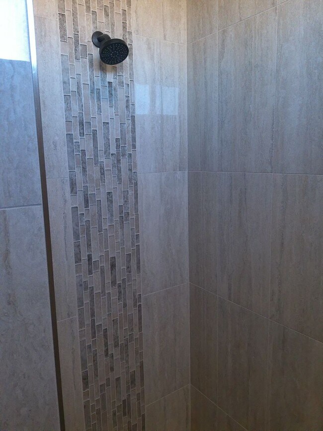 Building Photo - Beautiful Brand-New Home for Rent in Viewpoint Estates Winter Rental