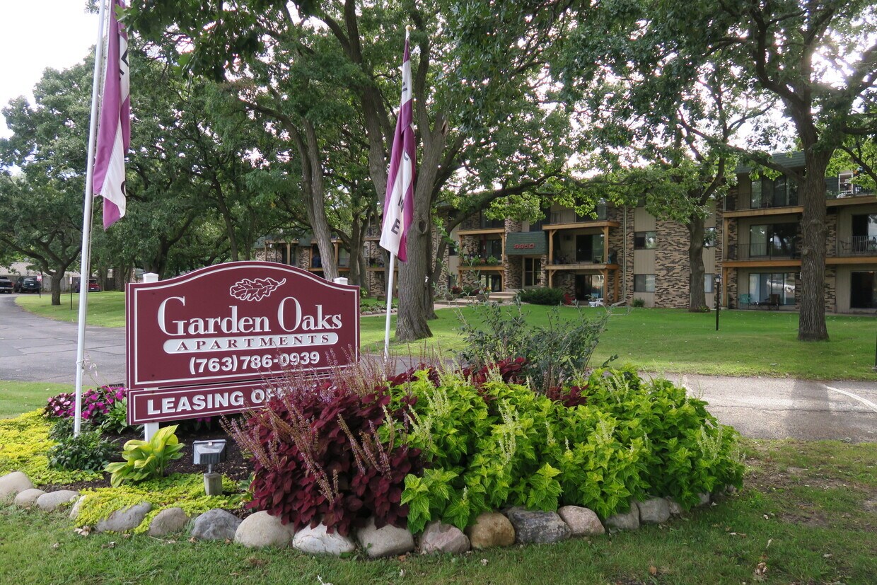 Garden Oaks Apartments Coon Rapids
