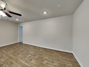 Building Photo - 1646 Commendable Ct