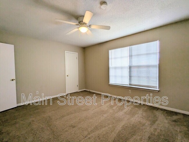 Building Photo - 6220 Lanier Dr