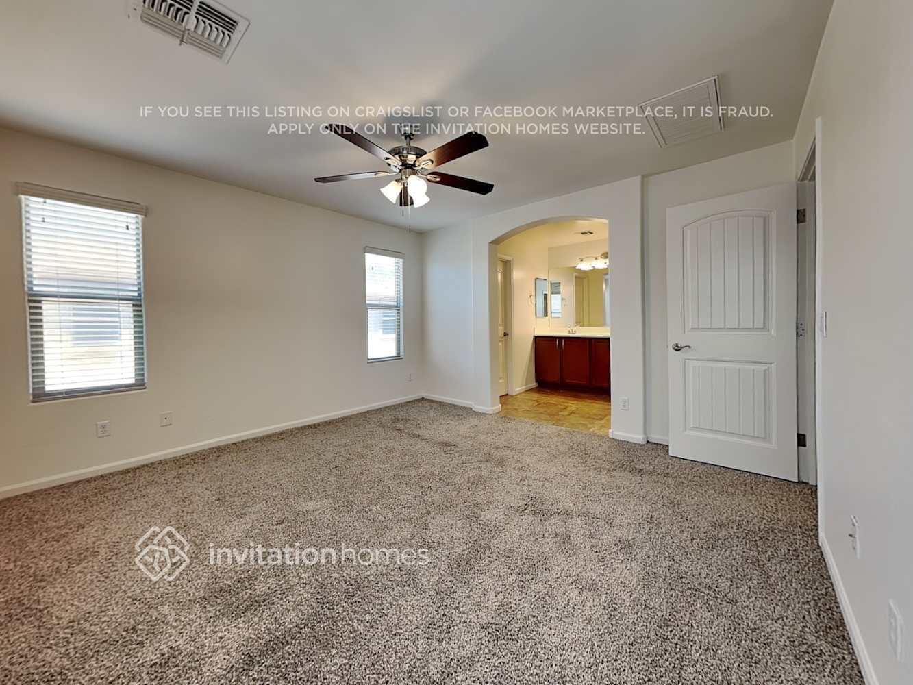 Building Photo - 1405 S Moccasin Trail