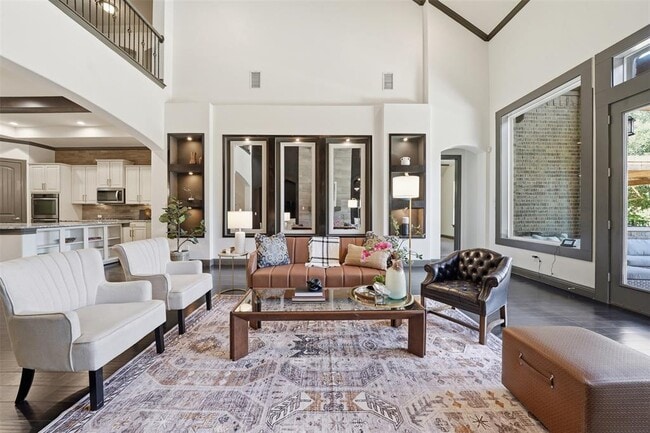 Building Photo - 8729 Vantage Point Dr